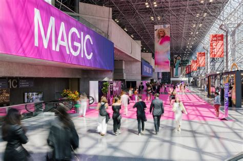 New york trade event for magic